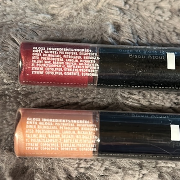 NIP”Total Kiss Lipstick & Gloss Duo”(ExAvon Lady Stock)1 WildCherry 1 PrettyPout - Picture 5 of 5